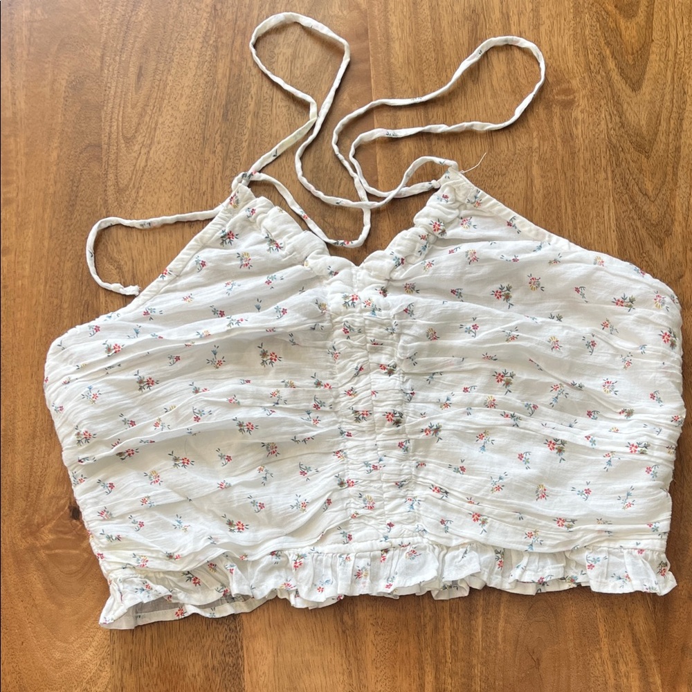 American Eagle Outfitters Floral White Crop Top